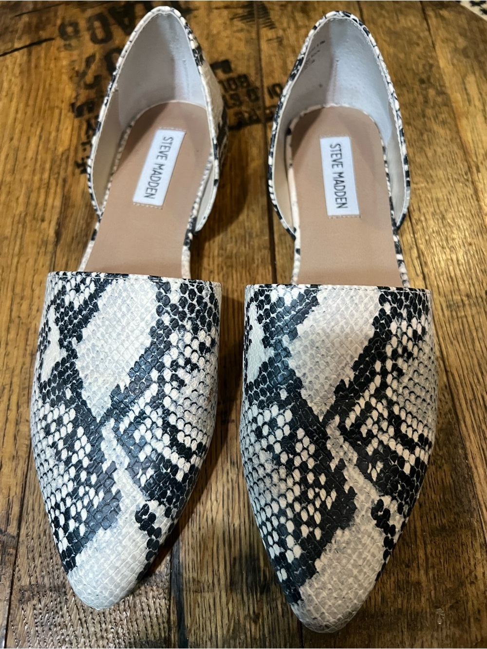 Steve Madden Black & White Snake-Print Pointed Flat